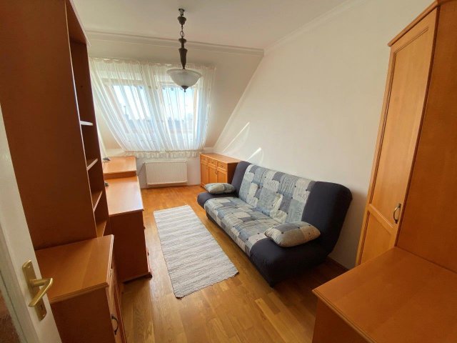 Kiadó téglalakás, albérlet, Debrecenben, Bem téren, 3 szobás