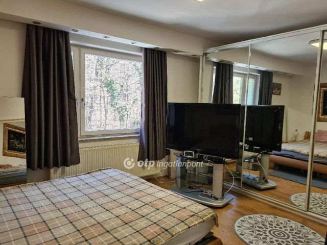 Eladó családi ház, Budapesten, II. kerületben 425 M Ft