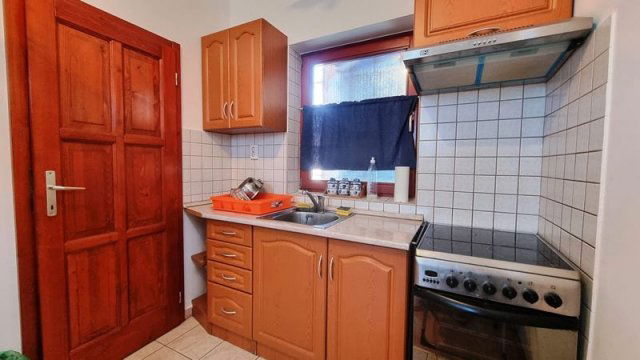 Kiadó téglalakás, albérlet, Pécsett, Perczel Miklós utcában