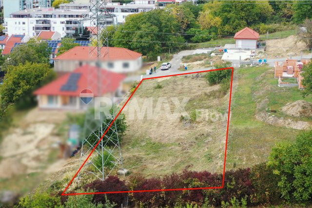 Eladó telek, Pécsett 9.9 M Ft / költözzbe.hu