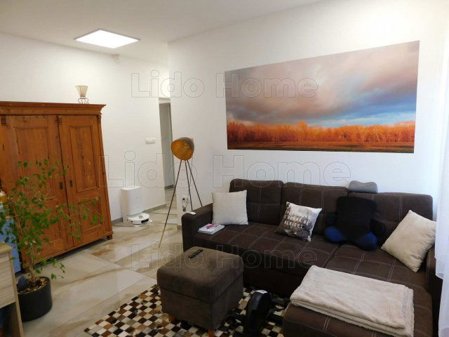 Eladó családi ház, Győrött 162 M Ft, 6 szobás