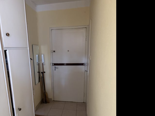 Eladó panellakás, Százhalombattán 39.65 M Ft, 1 szobás