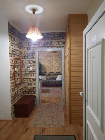 Eladó téglalakás, Pécsett 62.9 M Ft, 2 szobás