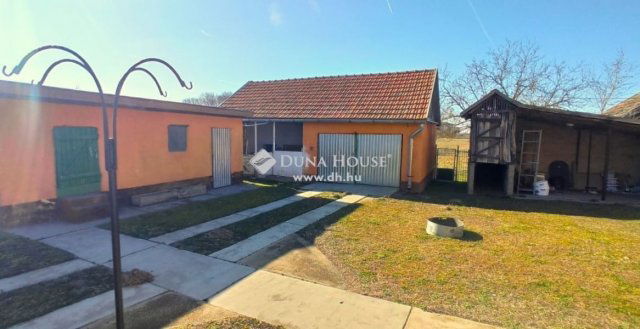 Eladó mezogazdasagi ingatlan, Tiszakécskén 29.99 M Ft, 4 szobás