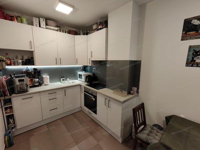 Eladó téglalakás, Sopronban 72 M Ft, 2 szobás