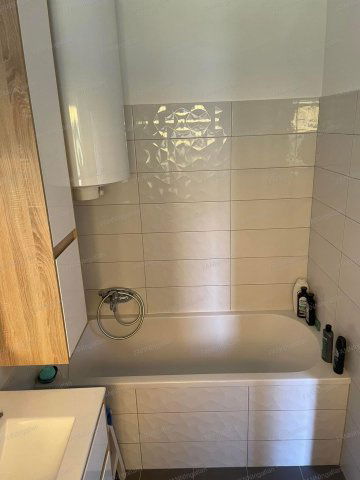 Eladó családi ház, Pilismaróton 69.9 M Ft, 3+3 szobás