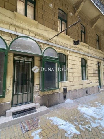 Eladó téglalakás, Budapesten, VII. kerületben 64 M Ft, 2 szobás