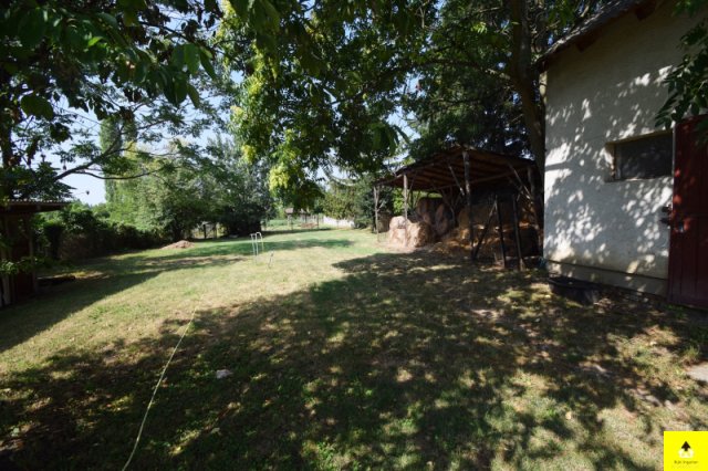 Eladó családi ház, Csepregen 79.9 M Ft, 5 szobás