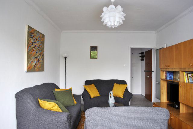 Kiadó panellakás, albérlet, Debrecenben 270 E Ft / hó, 3 szobás