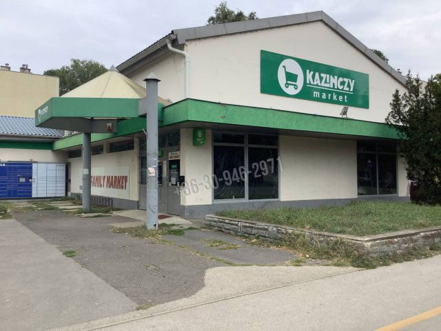Kiadó üzlethelyiség, Békéscsabán, Kazinczy utcában