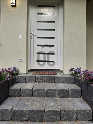 Eladó családi ház, Cegléden 56.5 M Ft, 2 szobás