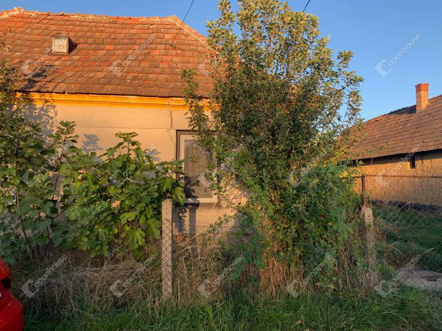 Eladó családi ház, Szemenyén 9.5 M Ft, 4 szobás
