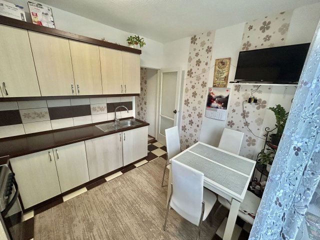 Eladó téglalakás, Nyíregyházán 45 M Ft, 2+2 szobás