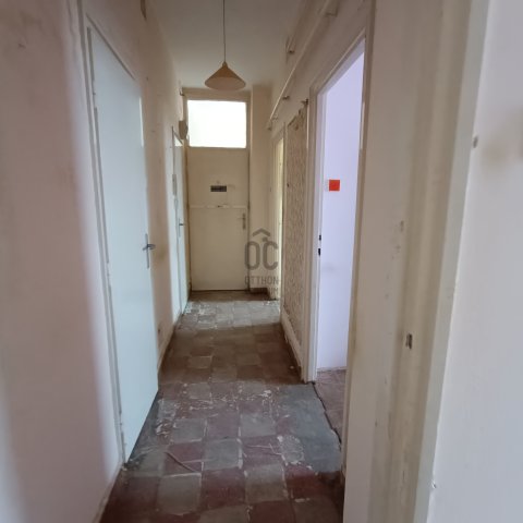 Eladó téglalakás, Nagykanizsán 25 M Ft, 2 szobás