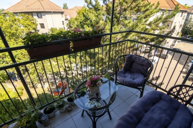 Eladó panellakás, Budapesten, IV. kerületben 99.8 M Ft, 4 szobás