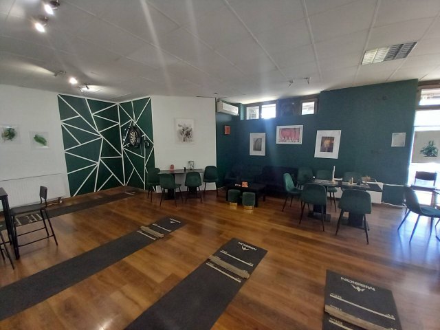 Eladó üzlethelyiség, Szolnokon 45.99 M Ft, 1 szobás