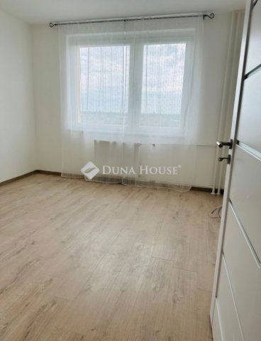 Eladó panellakás, Budapesten, XV. kerületben 63.99 M Ft, 2 szobás