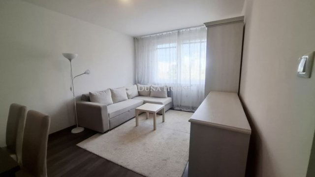 Eladó panellakás, Budapesten, XV. kerületben 53 M Ft, 2 szobás