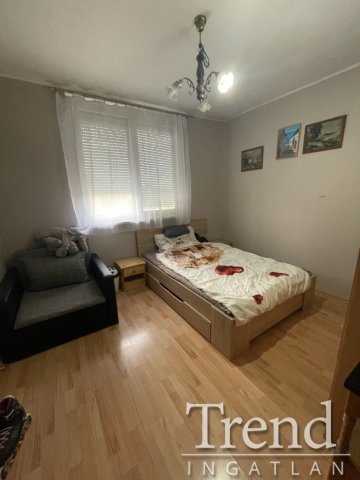 Eladó téglalakás, Dunaújvárosban 26.9 M Ft, 2 szobás