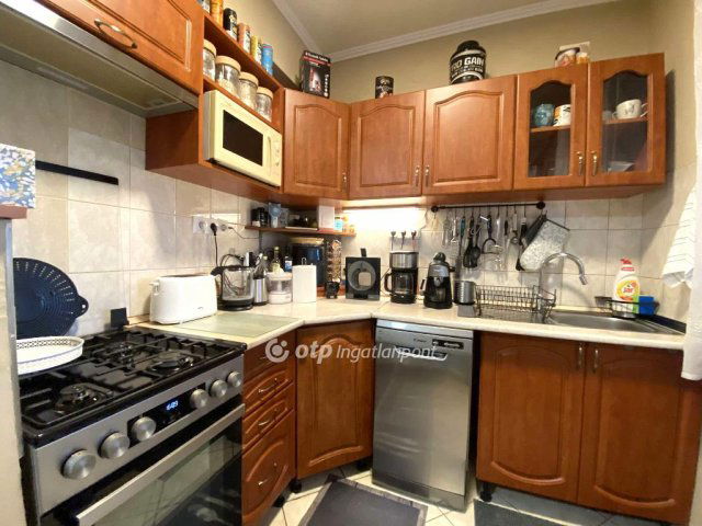 Eladó családi ház, Zamárdiban 89.99 M Ft, 4+2 szobás