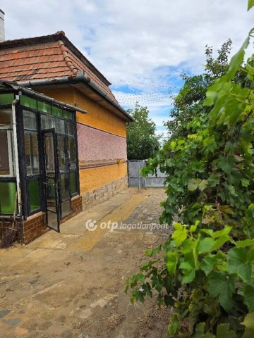 Eladó családi ház, Hévízgyörkön 45 M Ft, 3 szobás