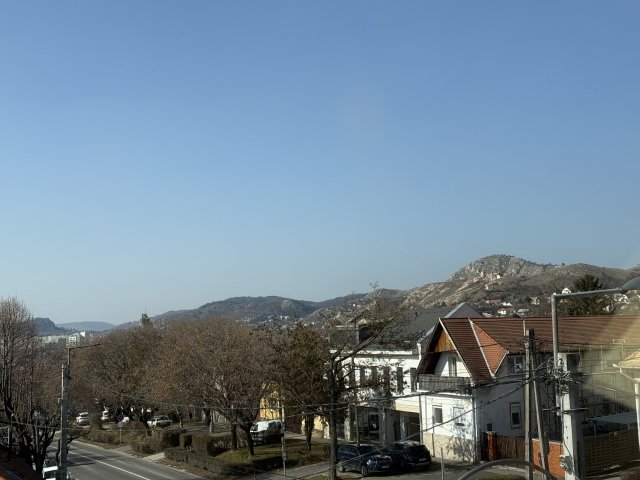 Eladó téglalakás, Budaörsön 170 M Ft, 5 szobás