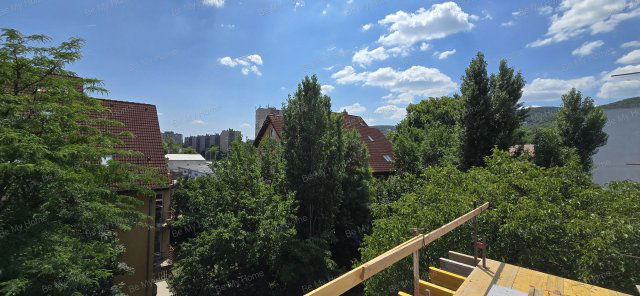 Eladó téglalakás, Budapesten, III. kerületben 122.064 M Ft