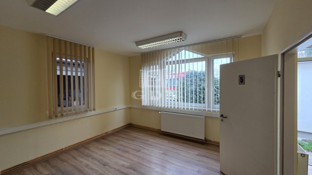 Kiadó ipari ingatlan, Székesfehérvárott 280 E Ft / hó