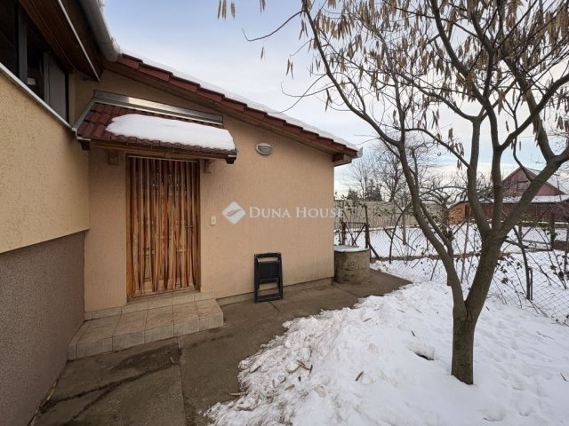 Eladó családi ház, Gyálon 129.9 M Ft, 5 szobás