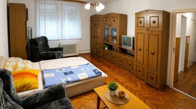 Eladó téglalakás, Szombathelyen, Széll Kálmán utcában