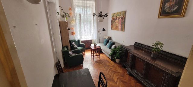 Eladó téglalakás, Budapesten, VI. kerületben 81.9 M Ft, 2 szobás