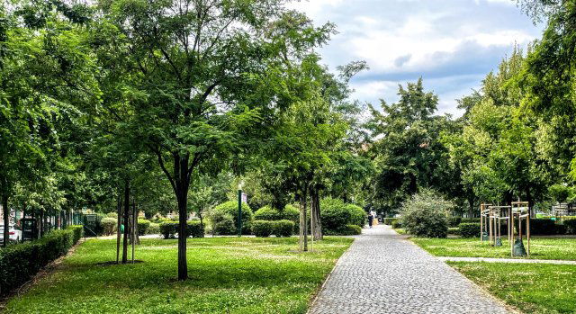 Eladó téglalakás, Budapesten, VIII. kerületben 33 M Ft, 1 szobás