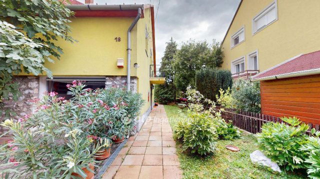 Eladó családi ház, Miskolcon 67.5 M Ft, 4+1 szobás