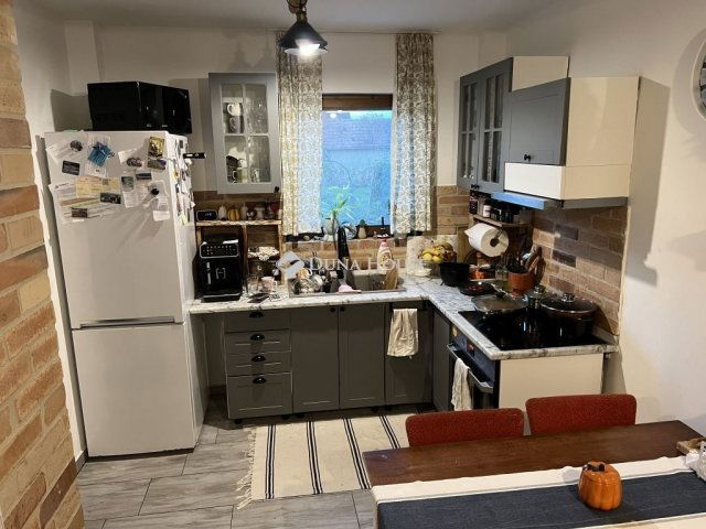 Eladó családi ház, Pusztaszabolcson 65.5 M Ft, 2 szobás