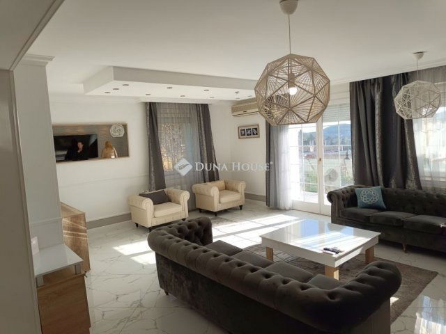 Eladó téglalakás, Budapesten, II. kerületben 391 M Ft, 4 szobás