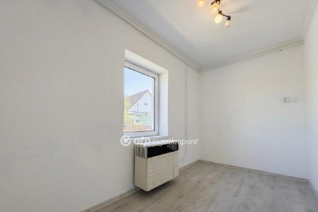 Eladó családi ház, Újfehértón 46 M Ft, 2+1 szobás