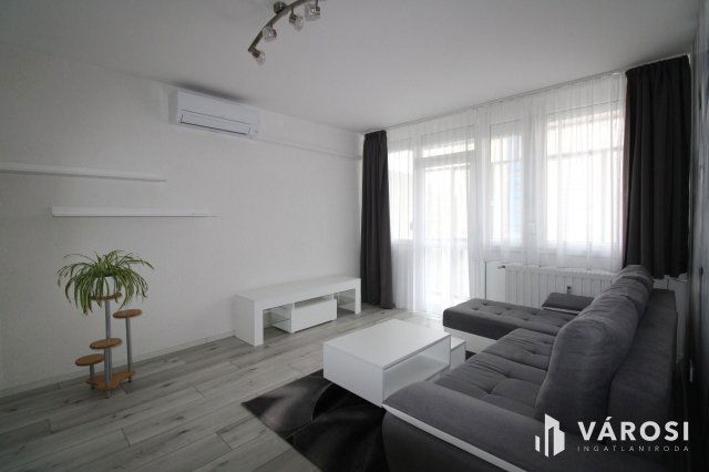 Eladó panellakás, Budapesten, VIII. kerületben 72.9 M Ft