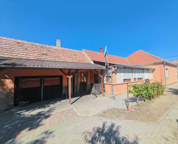 Eladó családi ház, Mesztegnyőn 41.9 M Ft, 4 szobás