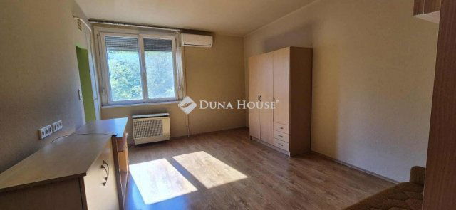 Kiadó téglalakás, albérlet, Kecskeméten 120 E Ft / hó