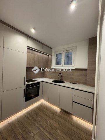 Eladó panellakás, Budapesten, XV. kerületben 88.5 M Ft, 3 szobás