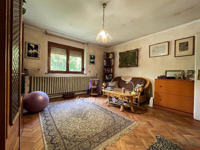 Eladó családi ház, Érden 68 M Ft, 2 szobás