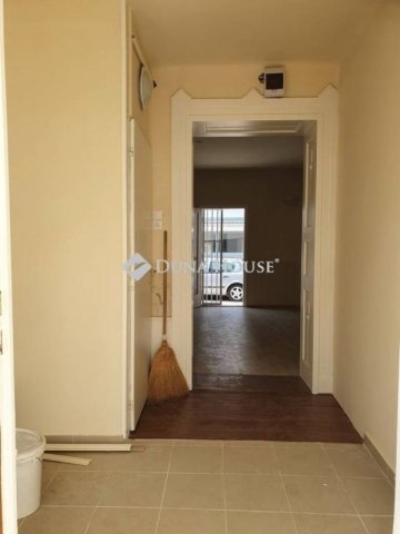 Eladó családi ház, Kecskeméten 59 M Ft, 2 szobás