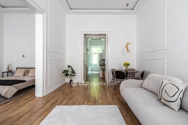 Eladó téglalakás, Budapesten, VIII. kerületben 97 M Ft, 3 szobás
