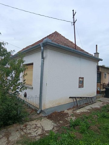 Eladó családi ház, Környén 37.9 M Ft, 2 szobás