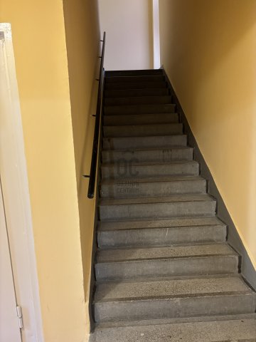 Eladó panellakás, Pécsett 48 M Ft, 2 szobás