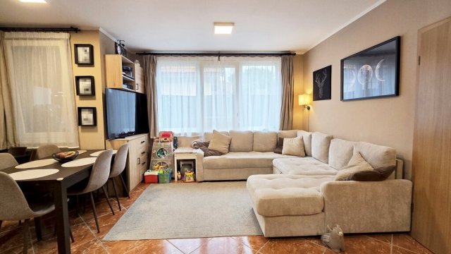 Eladó ikerház, Taksonyon 67 M Ft, 3 szobás / költözzbe.hu