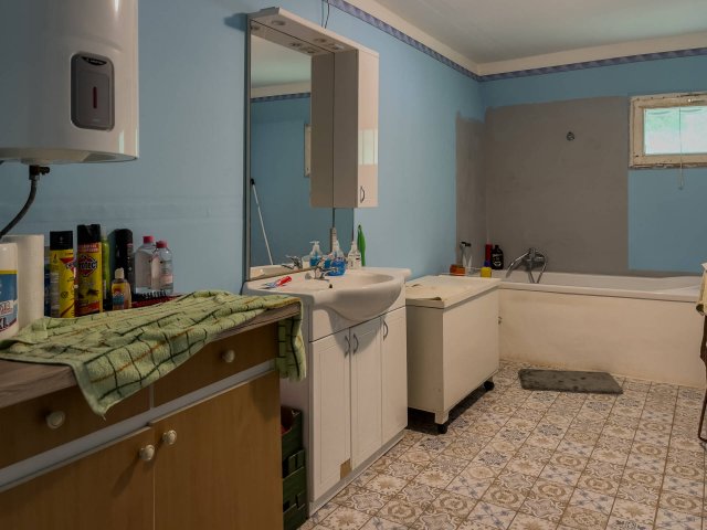 Eladó mezogazdasagi ingatlan, Baján 35 M Ft, 3 szobás