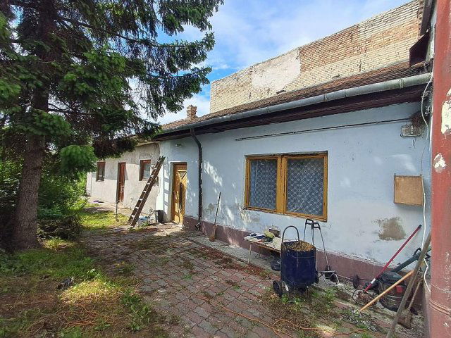 Eladó telek, Budapesten, XV. kerületben 55 M Ft