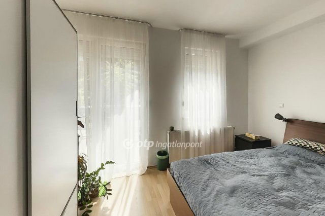 Eladó téglalakás, Budapesten, IX. kerületben 89 M Ft, 2+1 szobás