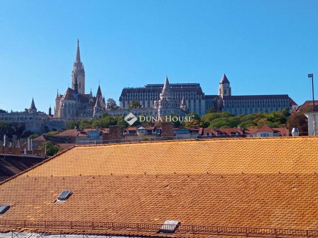 Eladó téglalakás, Budapesten, I. kerületben, Fő utcában 85 M Ft